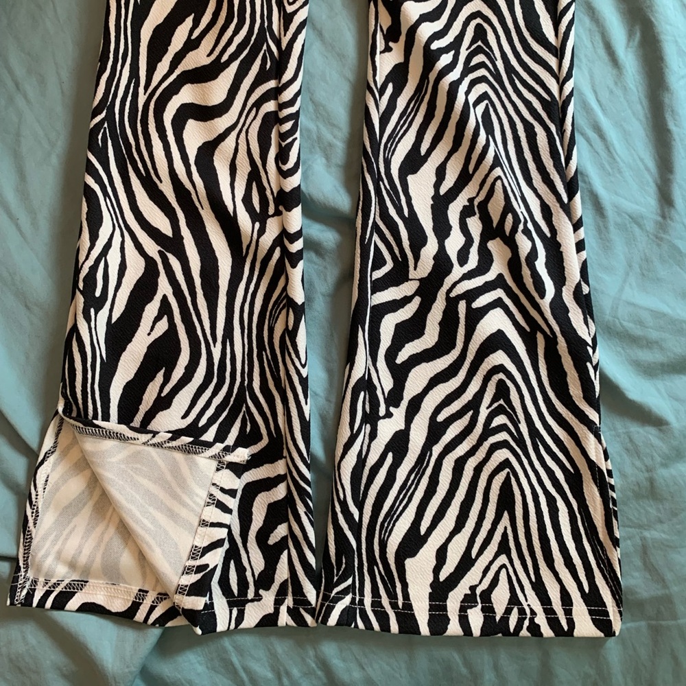 Zebra pattern flare pants - Picture 3 of 4